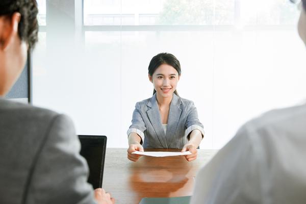 追求职业梦:企业管理专业的发展机会与挑战 图1