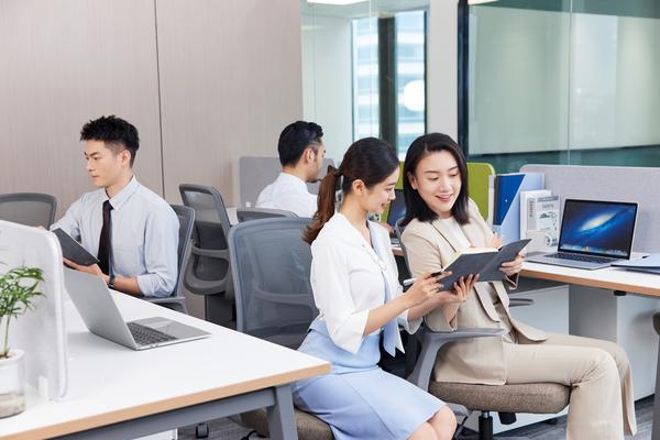 企业转型期,员工暂时不上班能否获得报酬及福利?图1