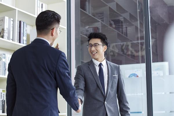 探究行业发展趋势：从宏观经济到行业经济图1