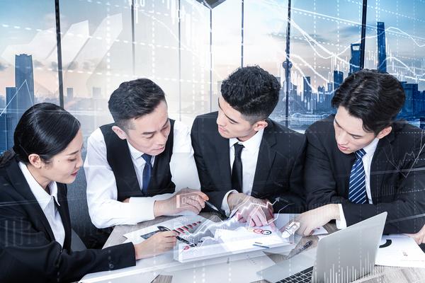 企业管理与纳什均衡：探究战略决策与竞争合作的平衡之道图1