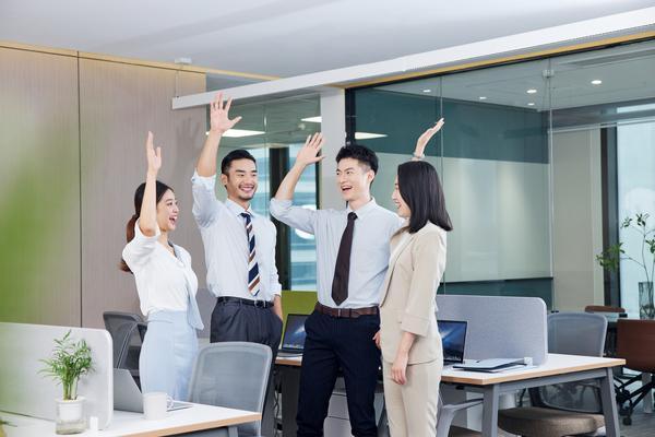 川航企业文化建设-企业战略与社会责任的融合之道 图1