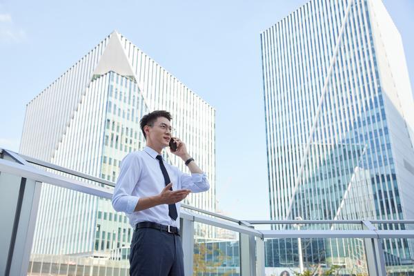 《提升职场领导力：掌握以下这些方法让你脱颖而出》 图2