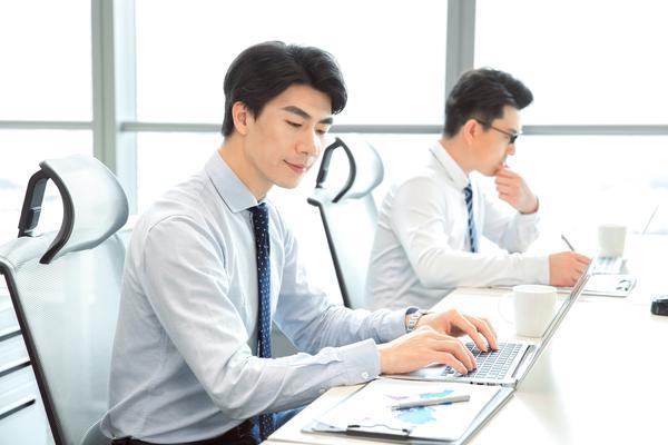 苹果手机如何升级企业微信|企业移动办公解决方案 图1