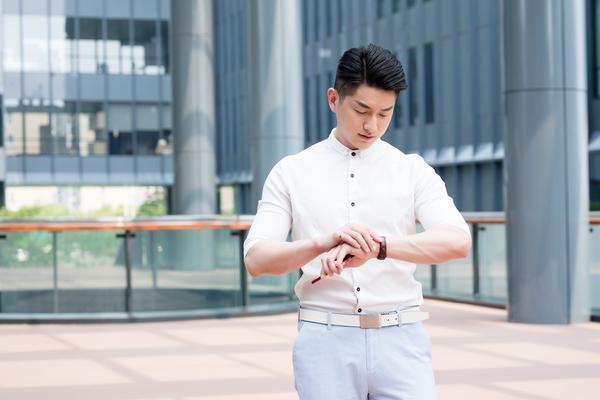 服装辅料行业现状与趋势：探讨行业变革与机遇图1