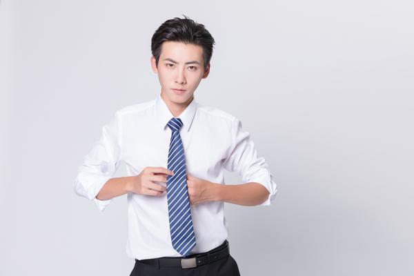 实践中的领导力培养与提升 图1