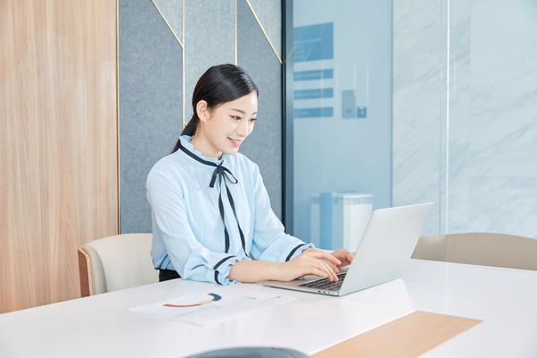 函授能否报考人力资源管理师？职场人士的必备指南 图1