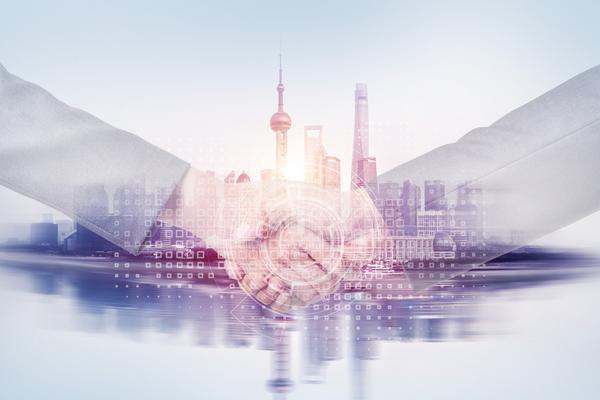 画妆行业发展趋势|智能化与可持续发展驱动产业升级 图1