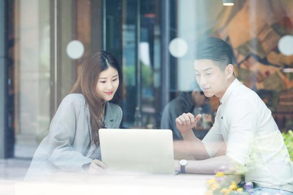 男女相处商业模式：从家庭关系到社会经济的多层次分析 图1