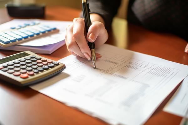 银行经营决策报告图1