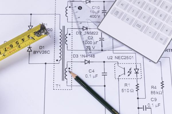 智能制造驱动工业升级|数据驱动转型的关键路径 图1
