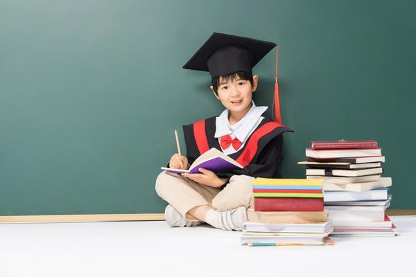 大学生领导力培养计划在项目融资与企业贷款
