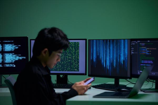 智慧人物管理:领导力发展的新视角 图1