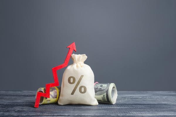 高级营销企划主任：战略规划与执行的专家 图2
