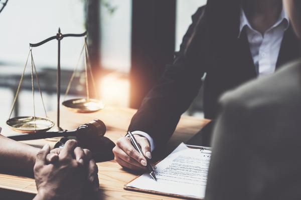 贷款买房：婚后财产划分的关键与法律风险防范 图1