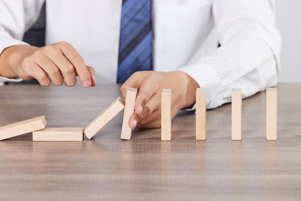 扶贫项目贷款中的年龄限制：现状与优化路径 图1