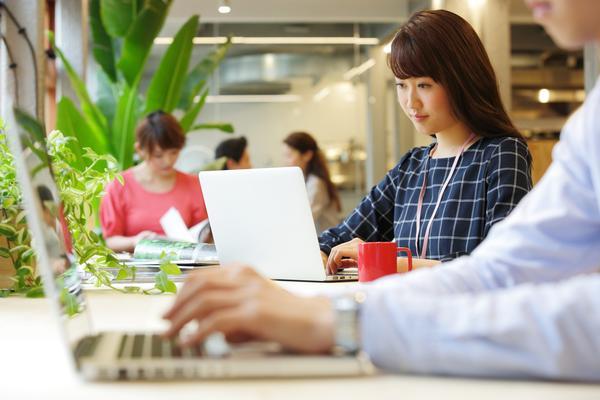 天猫企业转型案例：从线上零售到线下体验的新篇章 图2